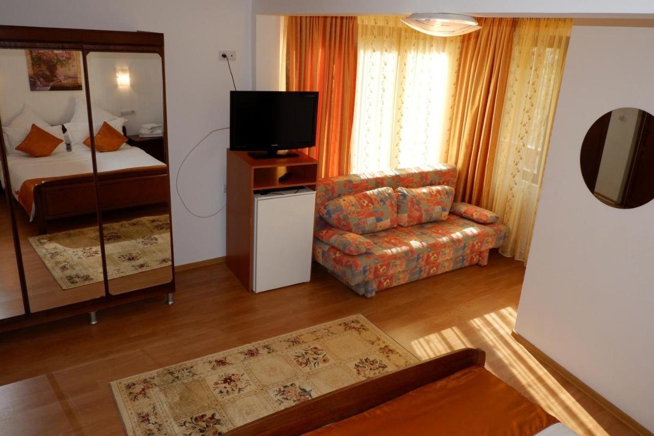 Pension Cuibul Viselor Baile Herculane Exterior photo